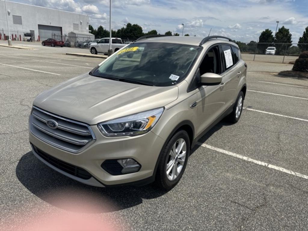 2018 Ford Escape - $17,500
