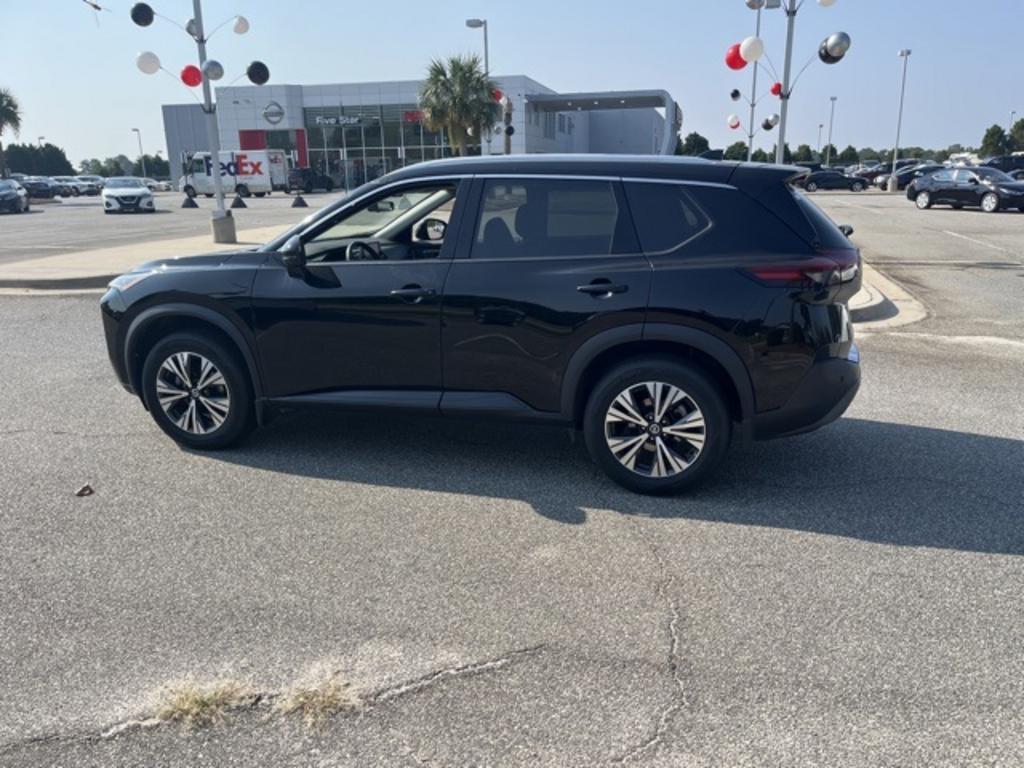 2021 Nissan Rogue - $27,500
