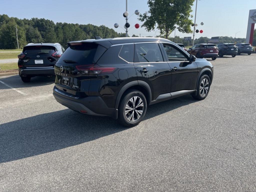 2021 Nissan Rogue - $27,500