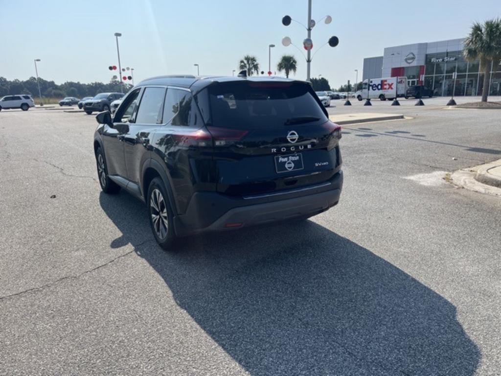 2021 Nissan Rogue - $27,500