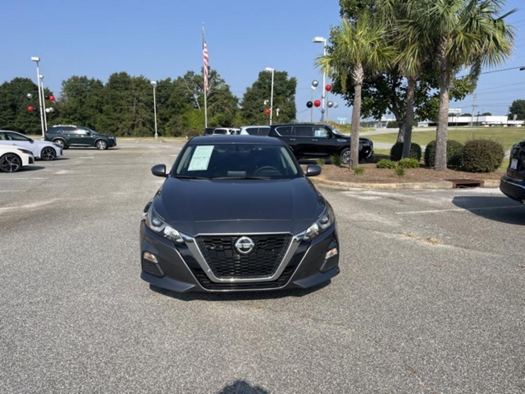 2020 Nissan Altima - $21,000