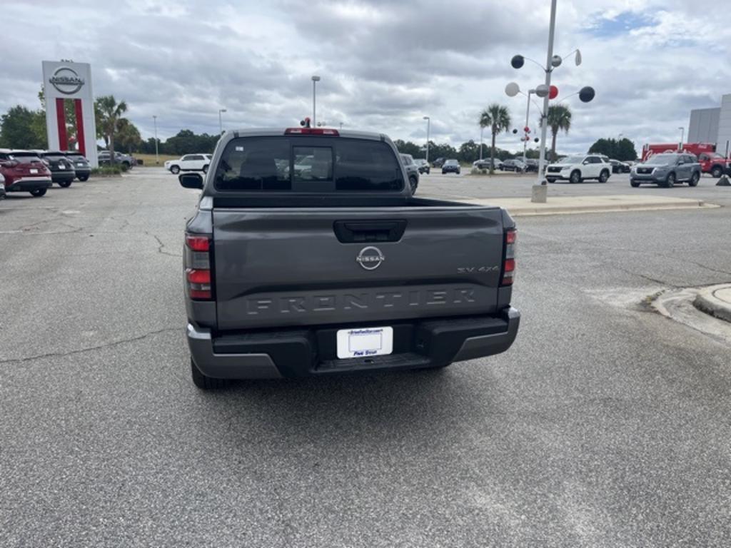 2022 Nissan Frontier - $30,000