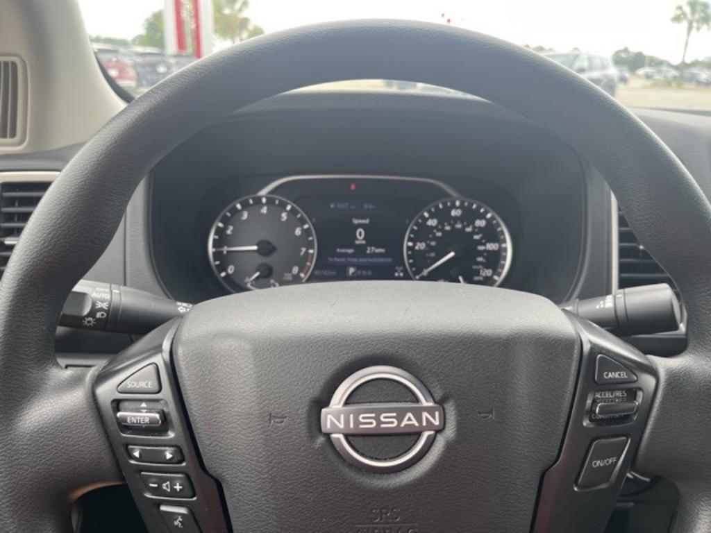 2022 Nissan Frontier SV photo