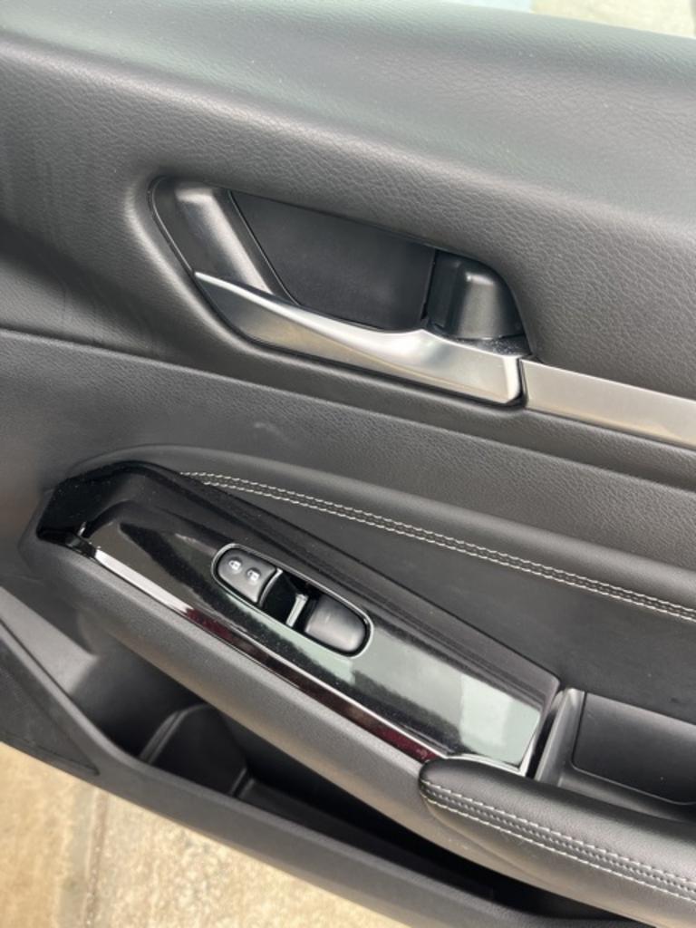 2022 Nissan Altima - $23,000