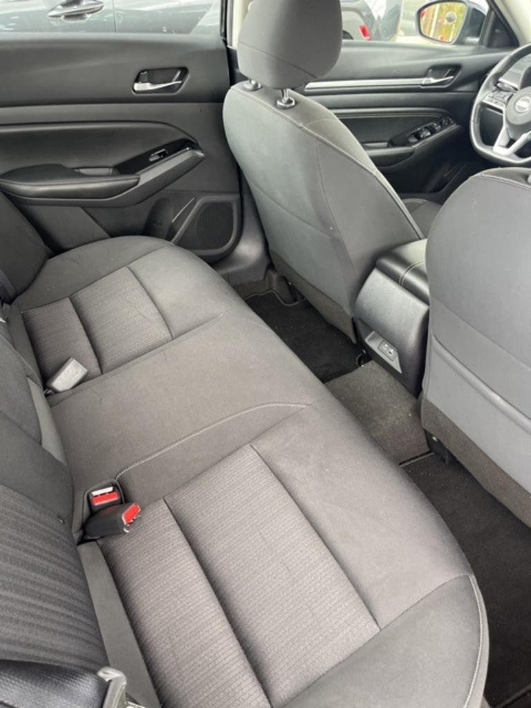 2022 Nissan Altima - $23,000