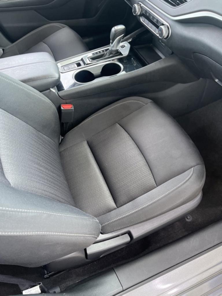 2022 Nissan Altima - $22,000
