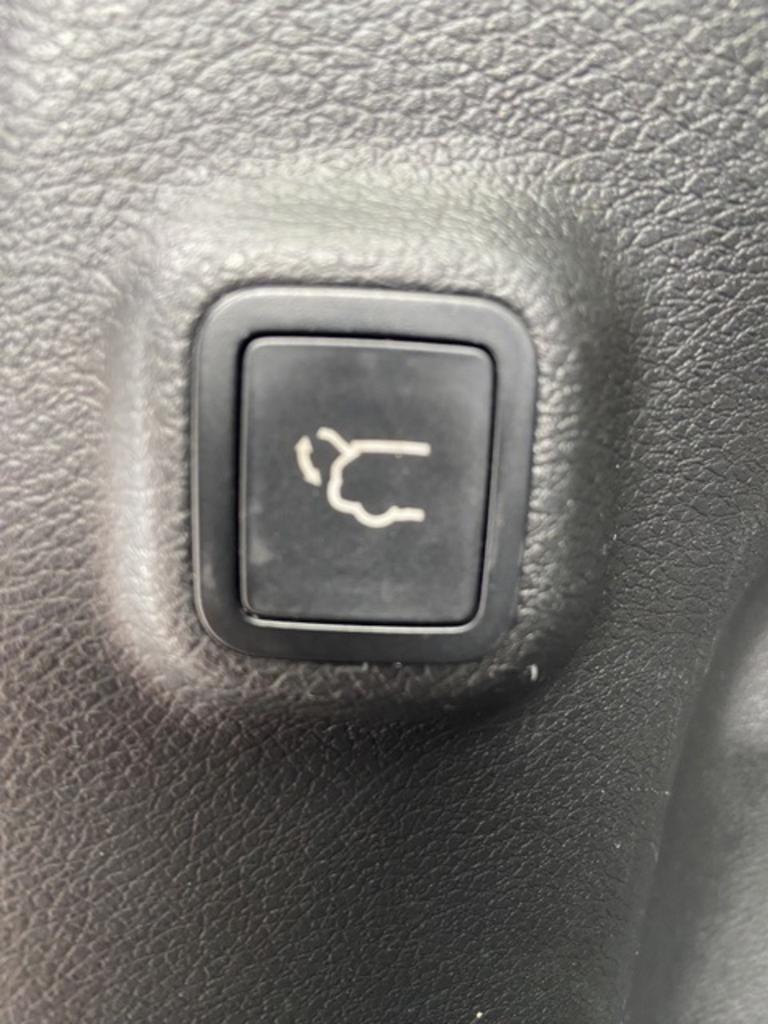 2019 Jeep Cherokee - $21,000