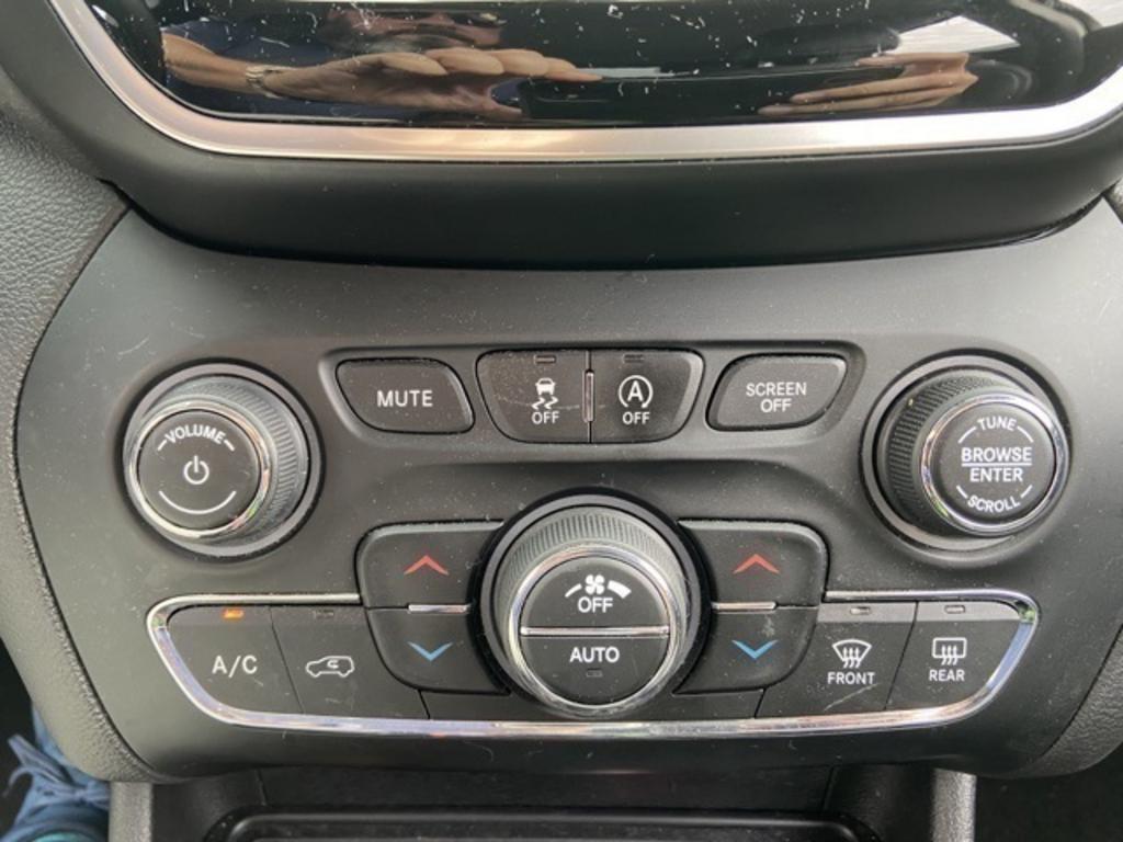 2019 Jeep Cherokee - $21,000