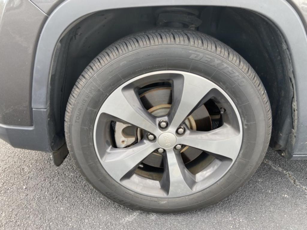 2019 Jeep Cherokee - $21,000