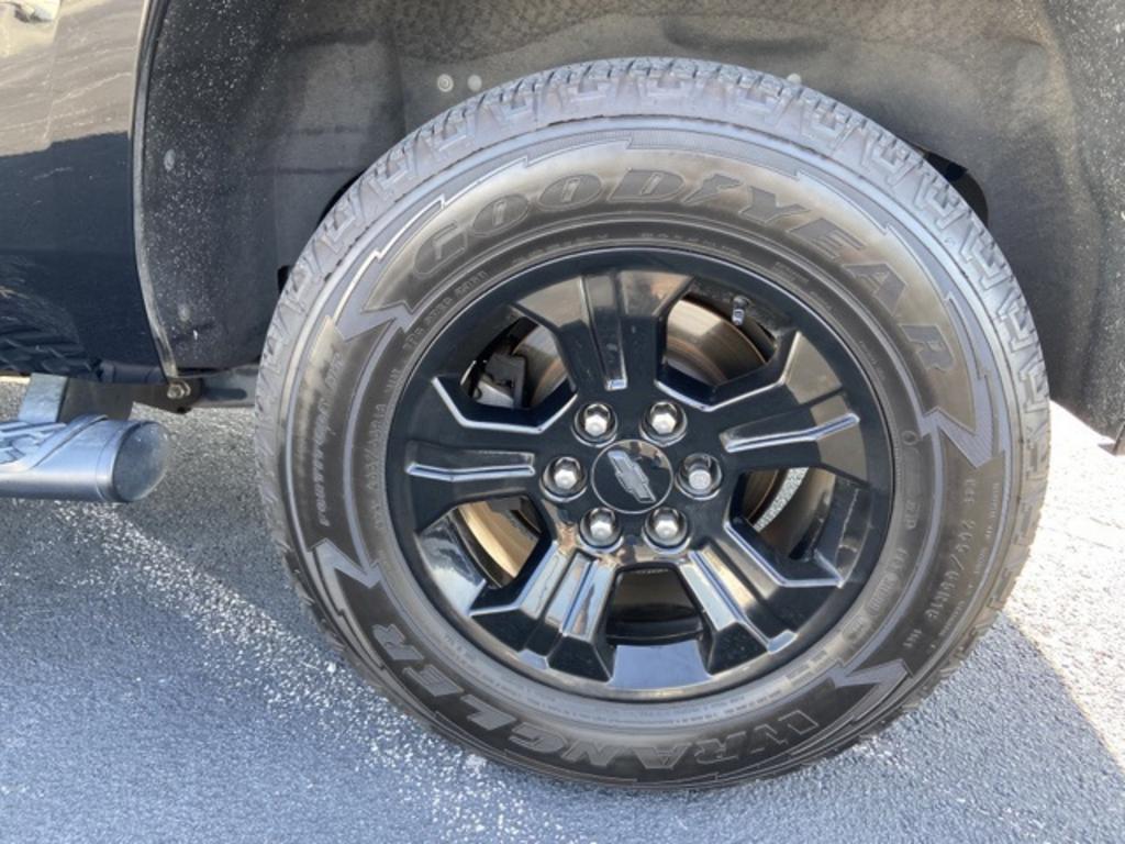 2019 Chevrolet Tahoe LS photo