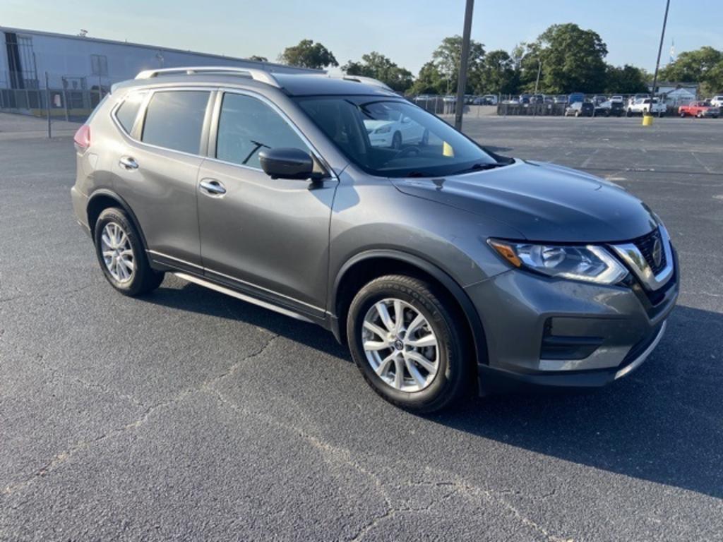 2019 Nissan Rogue - $17,500