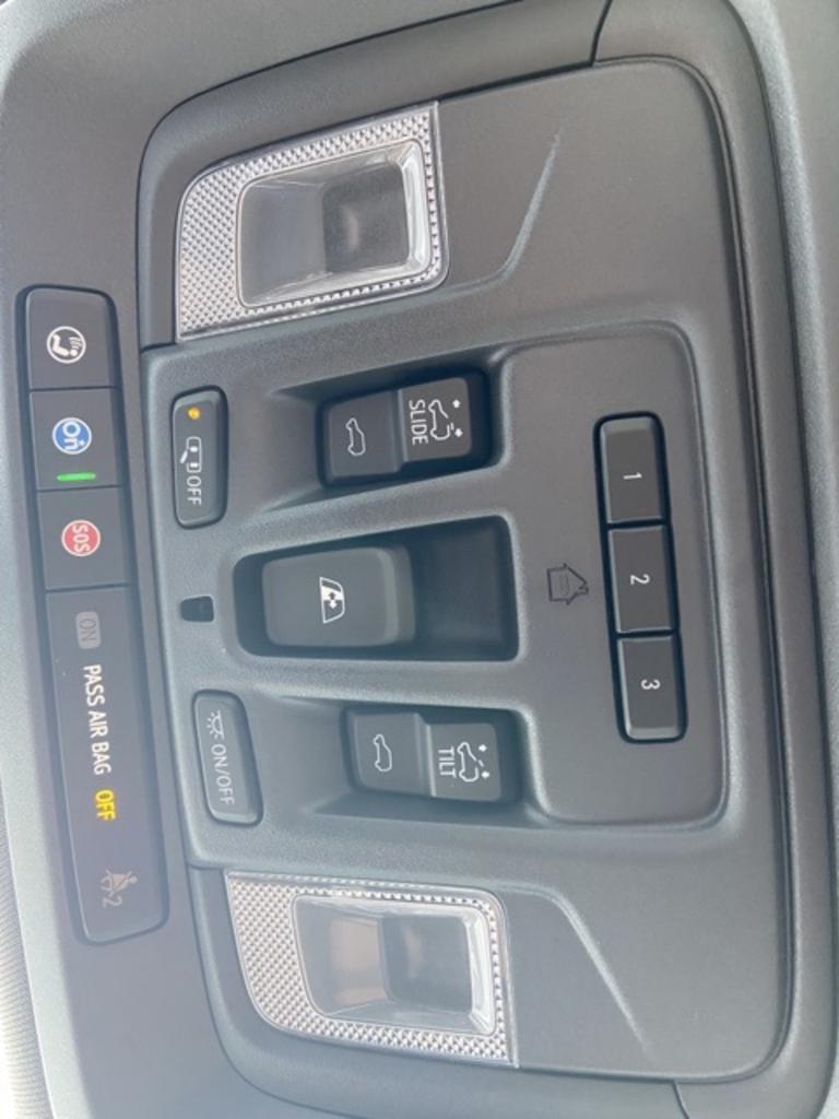 2022 Chevrolet Silverado 2500HD - $72,000