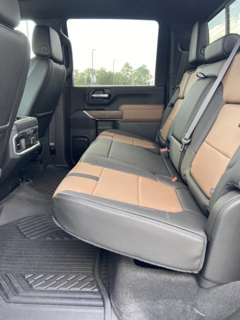 2022 Chevrolet Silverado 2500HD - $72,000