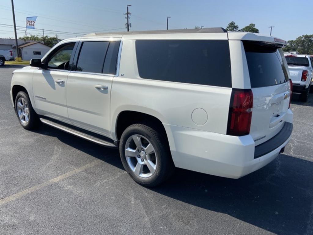 2015 Chevrolet Suburban - $23,000