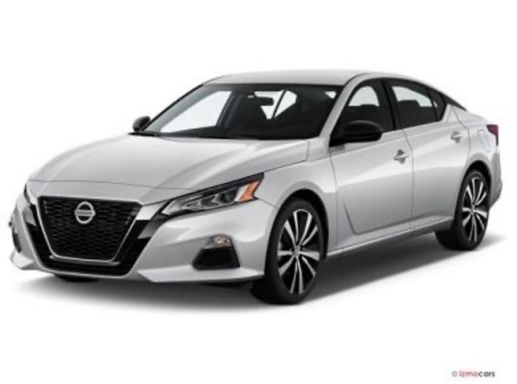 2022 Nissan Altima - $23,500