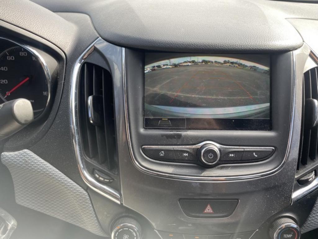 2019 Chevrolet Cruze - $14,500