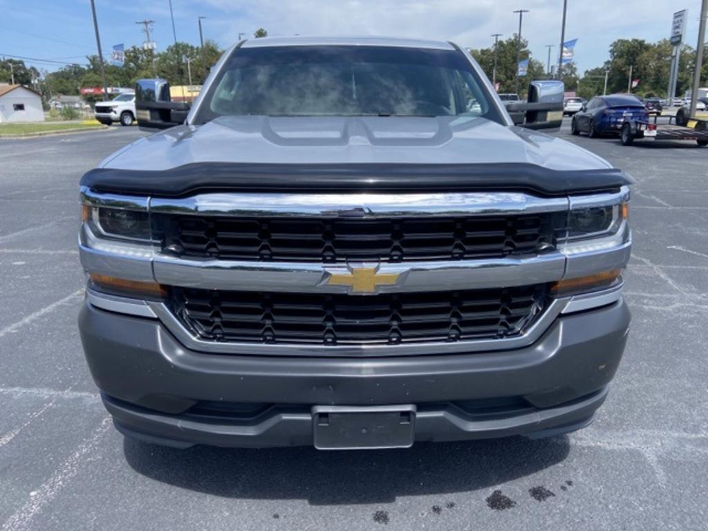 2018 Chevrolet Silverado 1500 WT photo