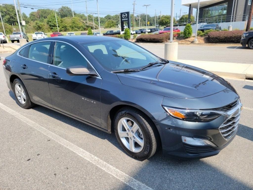2020 Chevrolet Malibu - $21,000