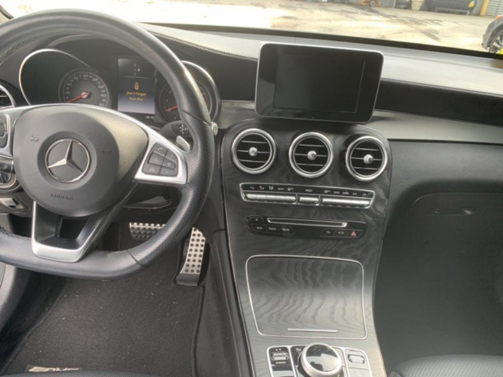 2019 Mercedes-Benz C-Class - $29,000