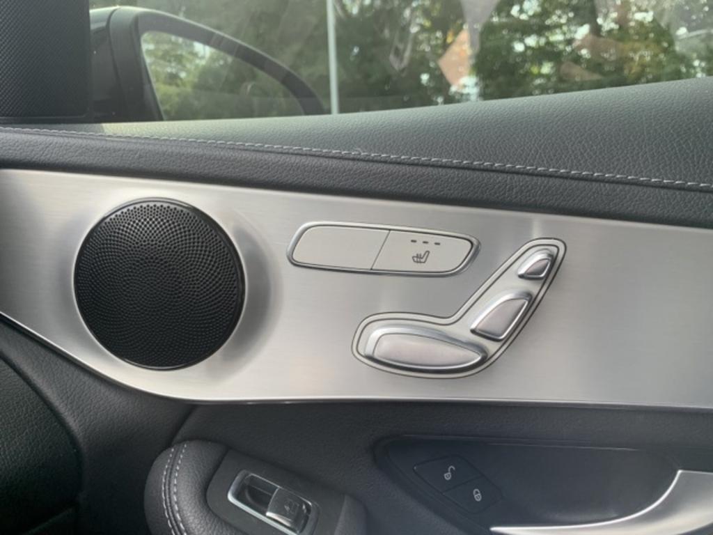 2019 Mercedes-Benz C-Class - $29,000