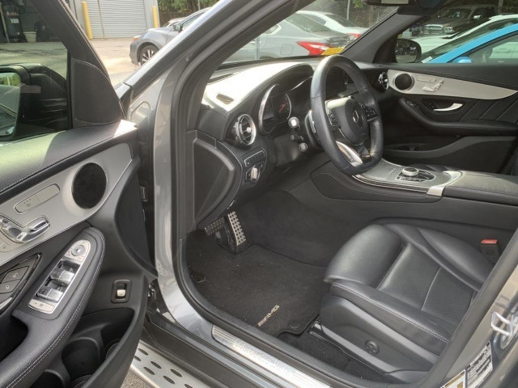 2019 Mercedes-Benz C-Class - $29,000