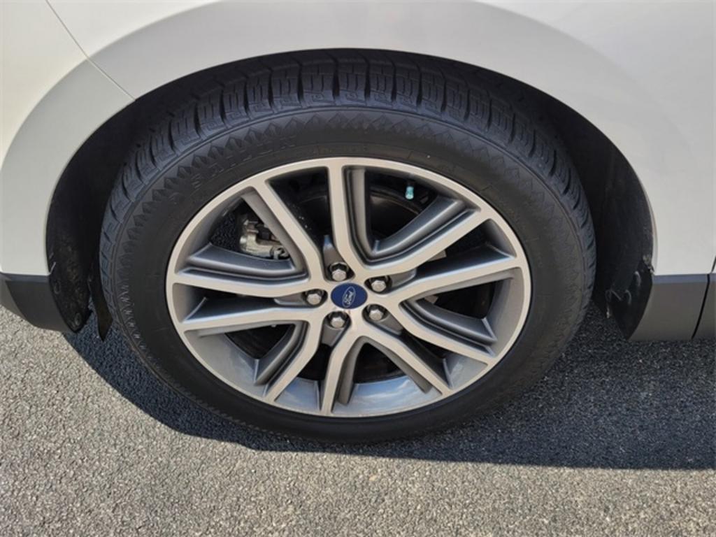 2019 Ford Edge - $23,988