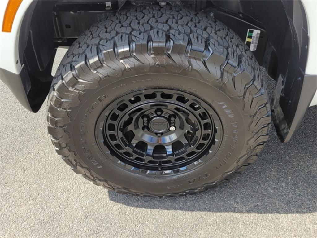 2022 Nissan Frontier - $31,988