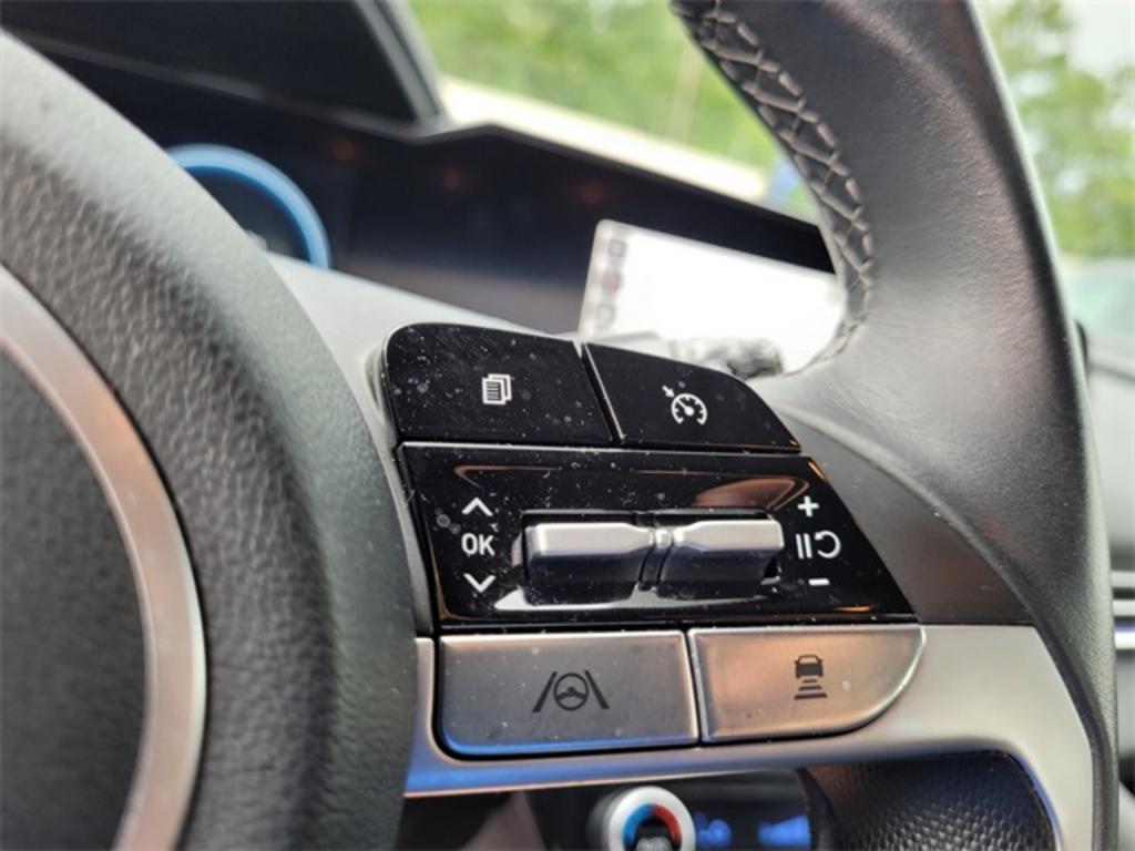 2023 Hyundai Elantra Limited photo