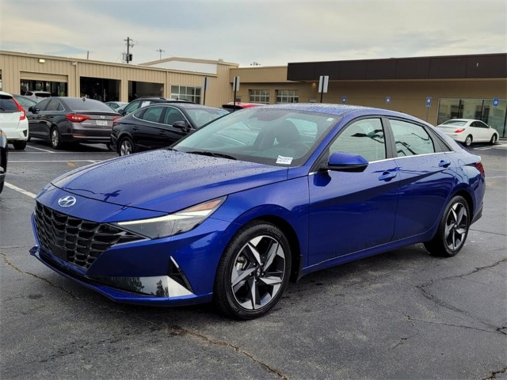 2023 Hyundai Elantra Limited photo