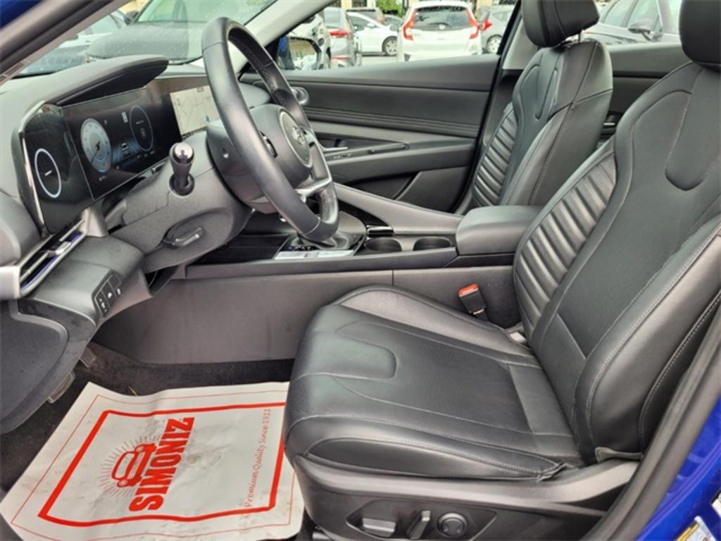 2023 Hyundai Elantra Limited photo