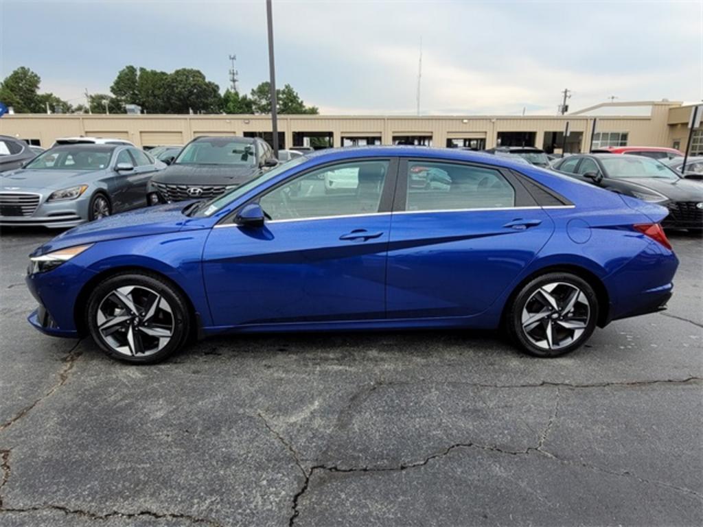 2023 Hyundai Elantra Limited photo