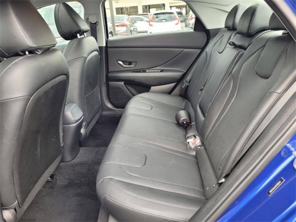 2023 Hyundai Elantra Limited photo