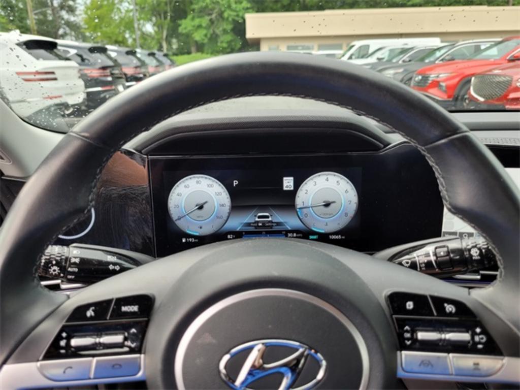 2023 Hyundai Elantra Limited photo