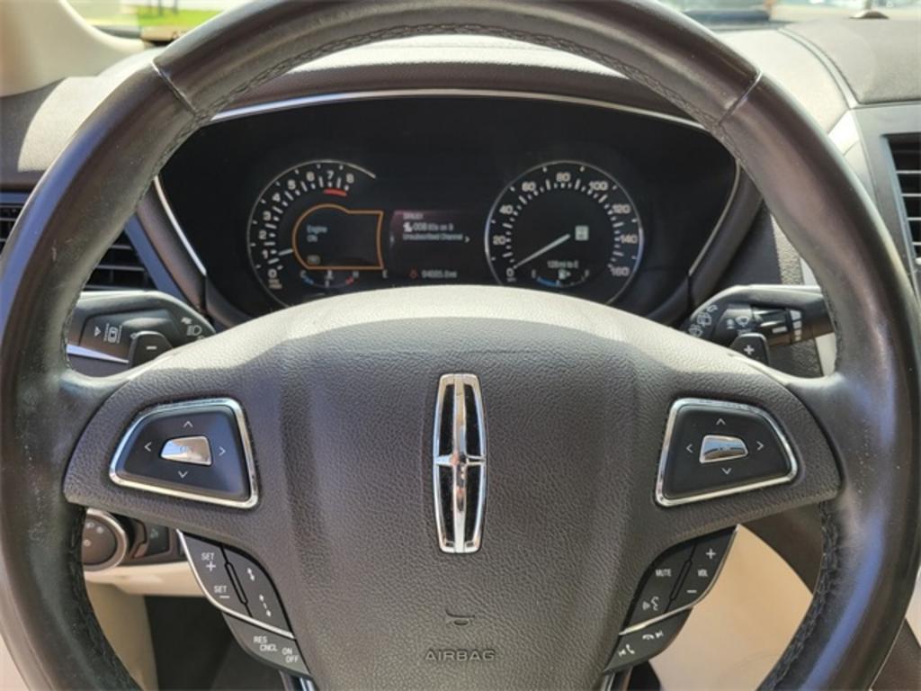 2015 Lincoln MKC - $17,000