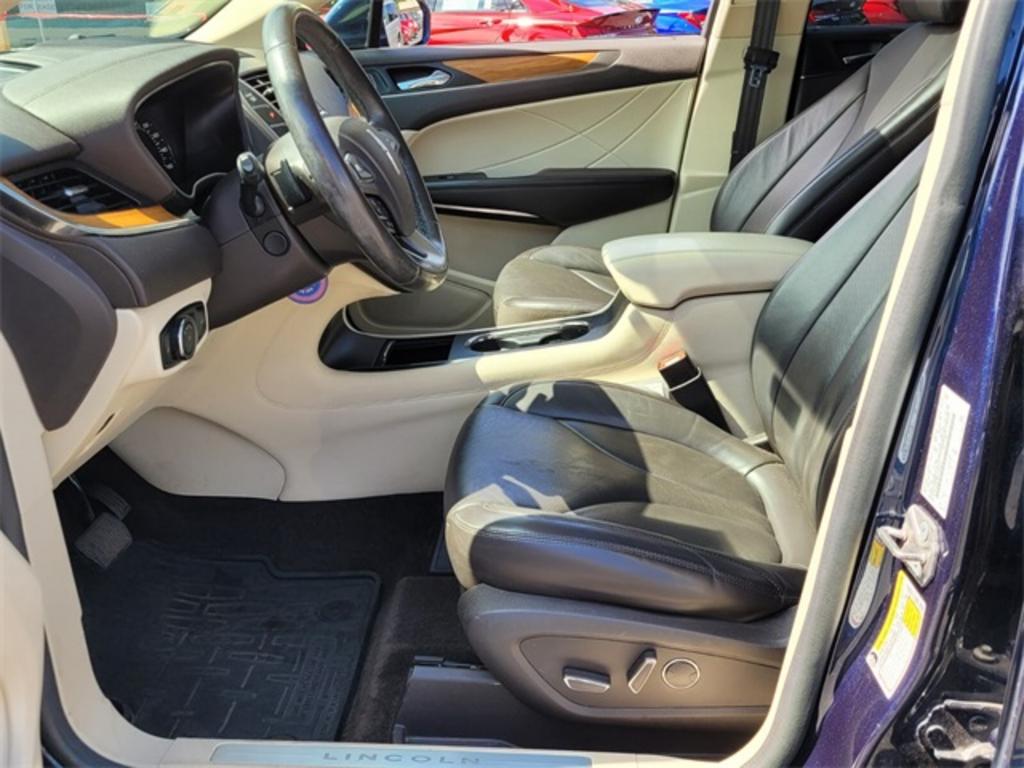 2015 Lincoln MKC - $17,000