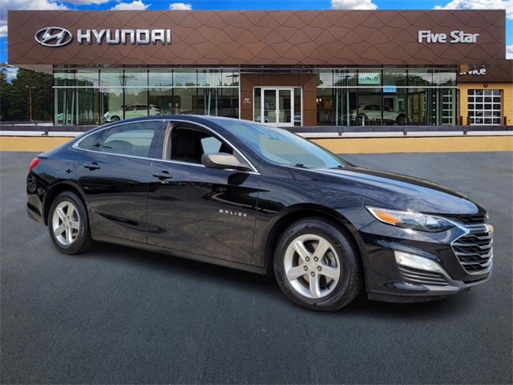 2019 Chevrolet Malibu - $19,000