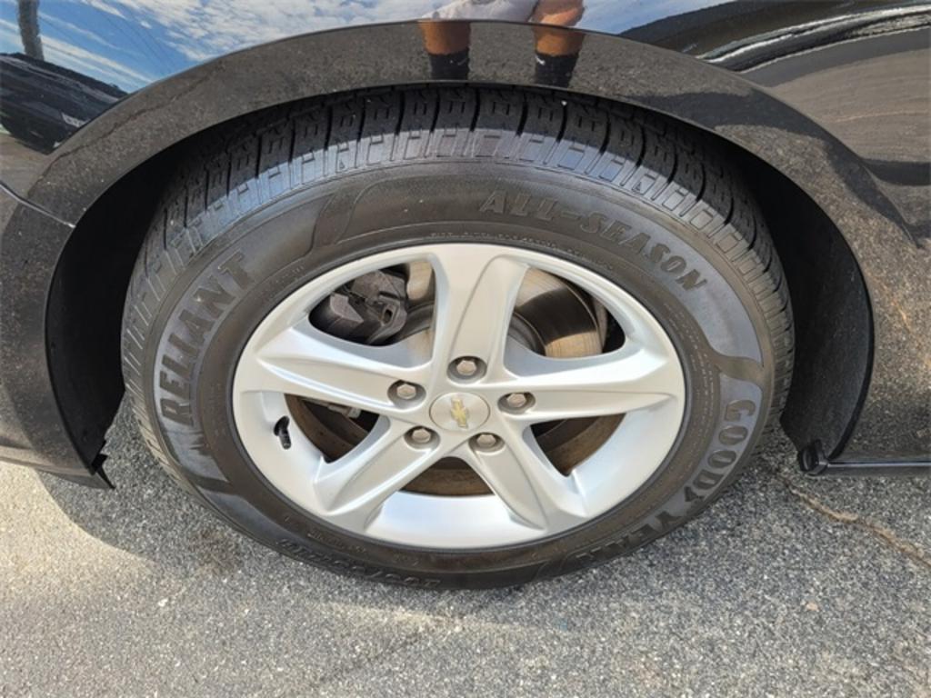 2019 Chevrolet Malibu - $19,000