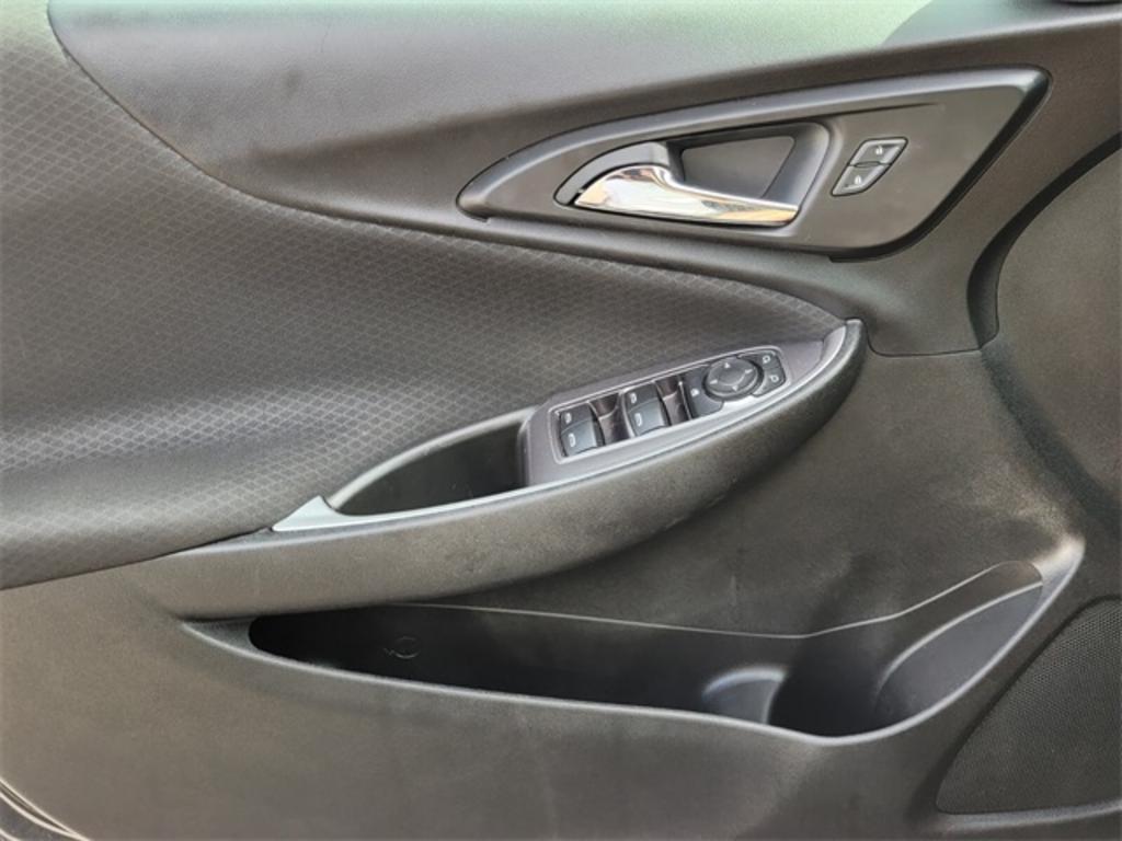 2019 Chevrolet Malibu - $19,000