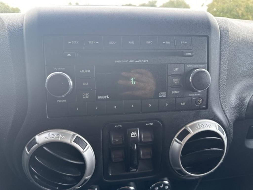 2017 Jeep Wrangler - $27,000