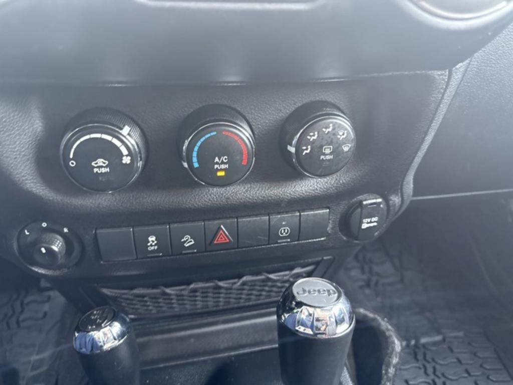 2017 Jeep Wrangler - $27,000