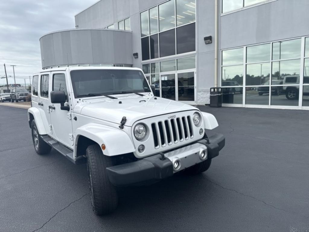 2017 Jeep Wrangler - $27,000