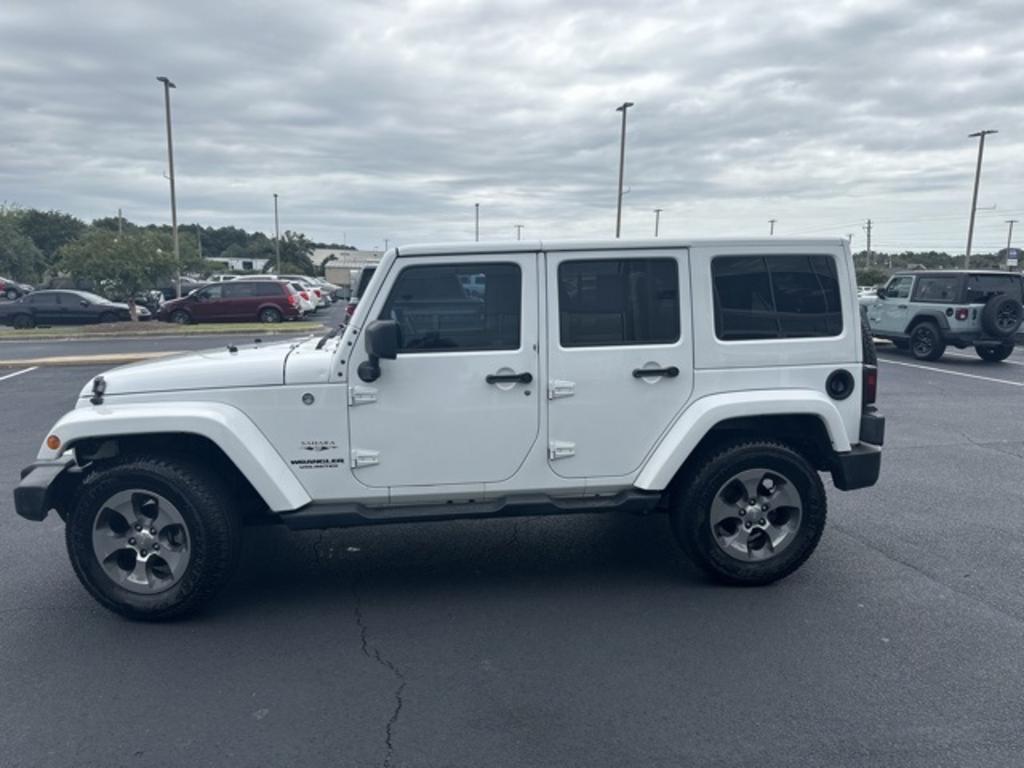 2017 Jeep Wrangler - $27,000