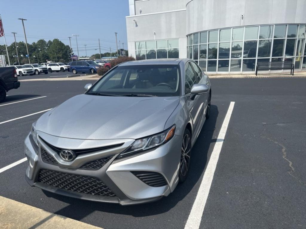 2018 Toyota Camry - $22,000