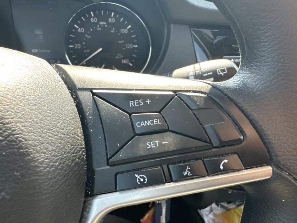2020 Nissan Rogue - $17,000