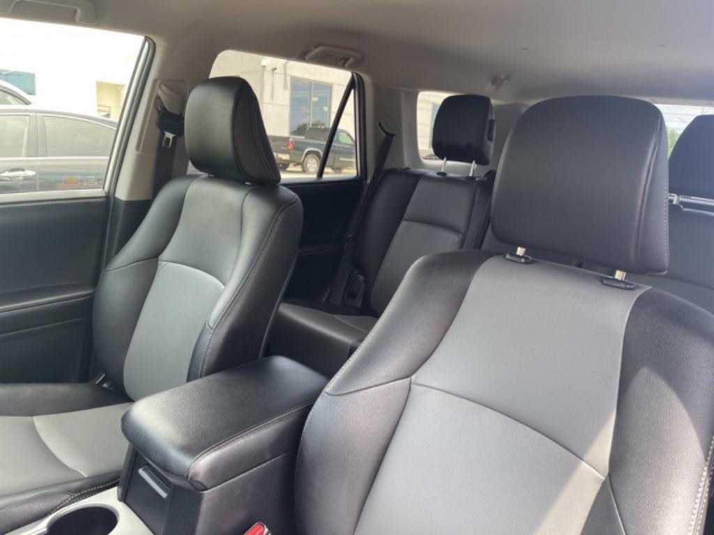 2018 Toyota 4Runner - $28,500