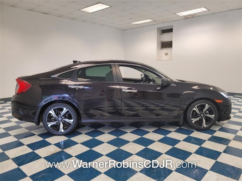 2017 Honda Civic - $21,000