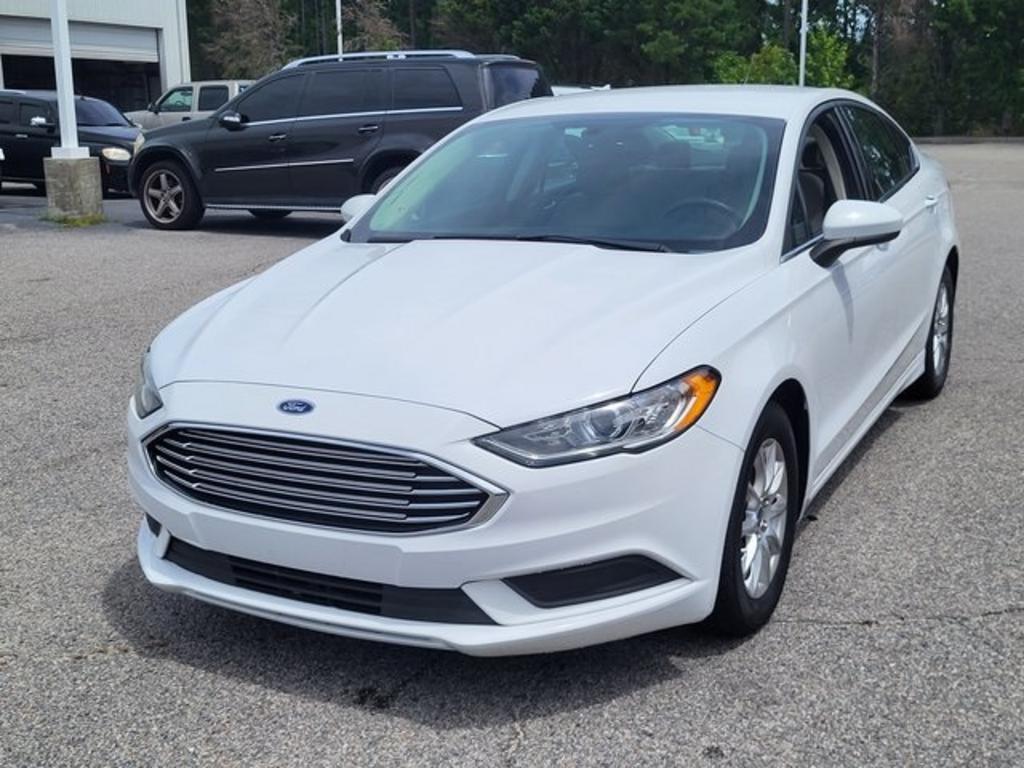 2018 Ford Fusion - $16,500