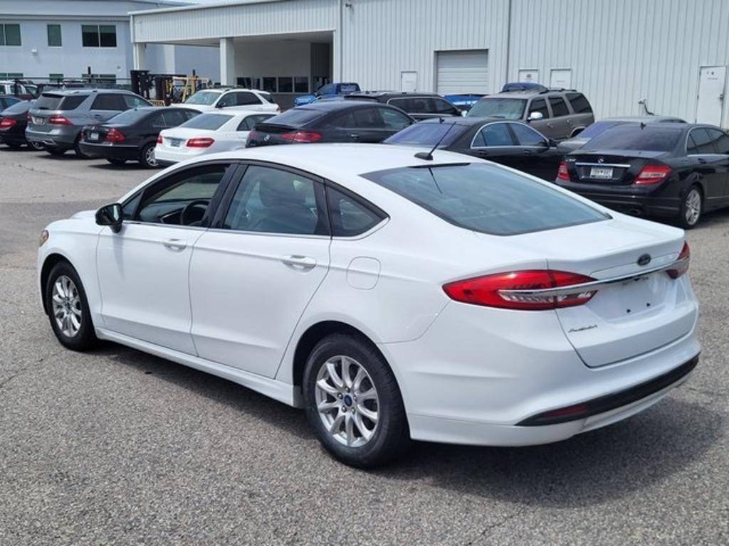 2018 Ford Fusion - $16,500