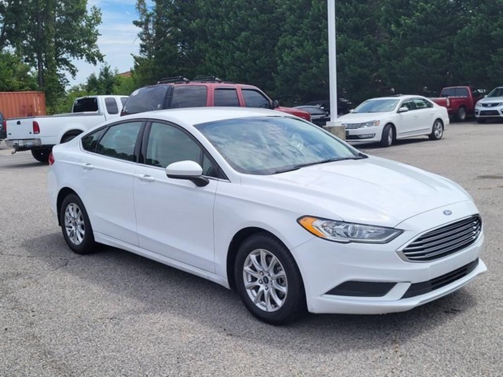 2018 Ford Fusion - $16,500