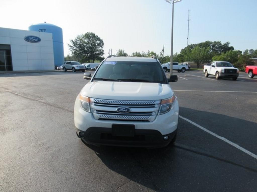 2012 Ford Explorer - $8,000